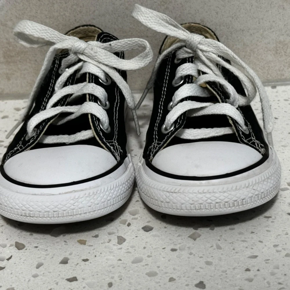 Boys Converse All Stars Sneakers